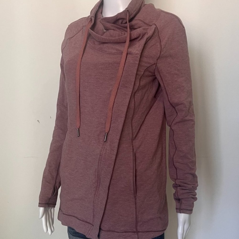 Lululemon Women's zip-up
